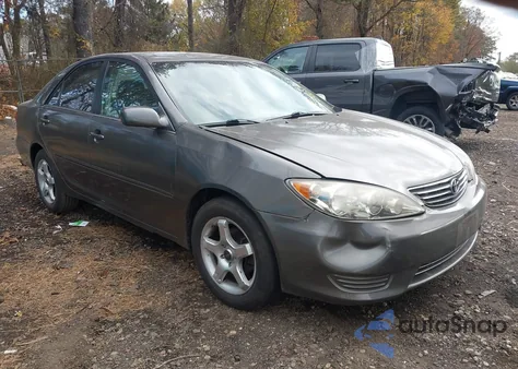 2006 Toyota Camry Std z USA, uszkodzony, nr VIN 4T1BE32K36U741346